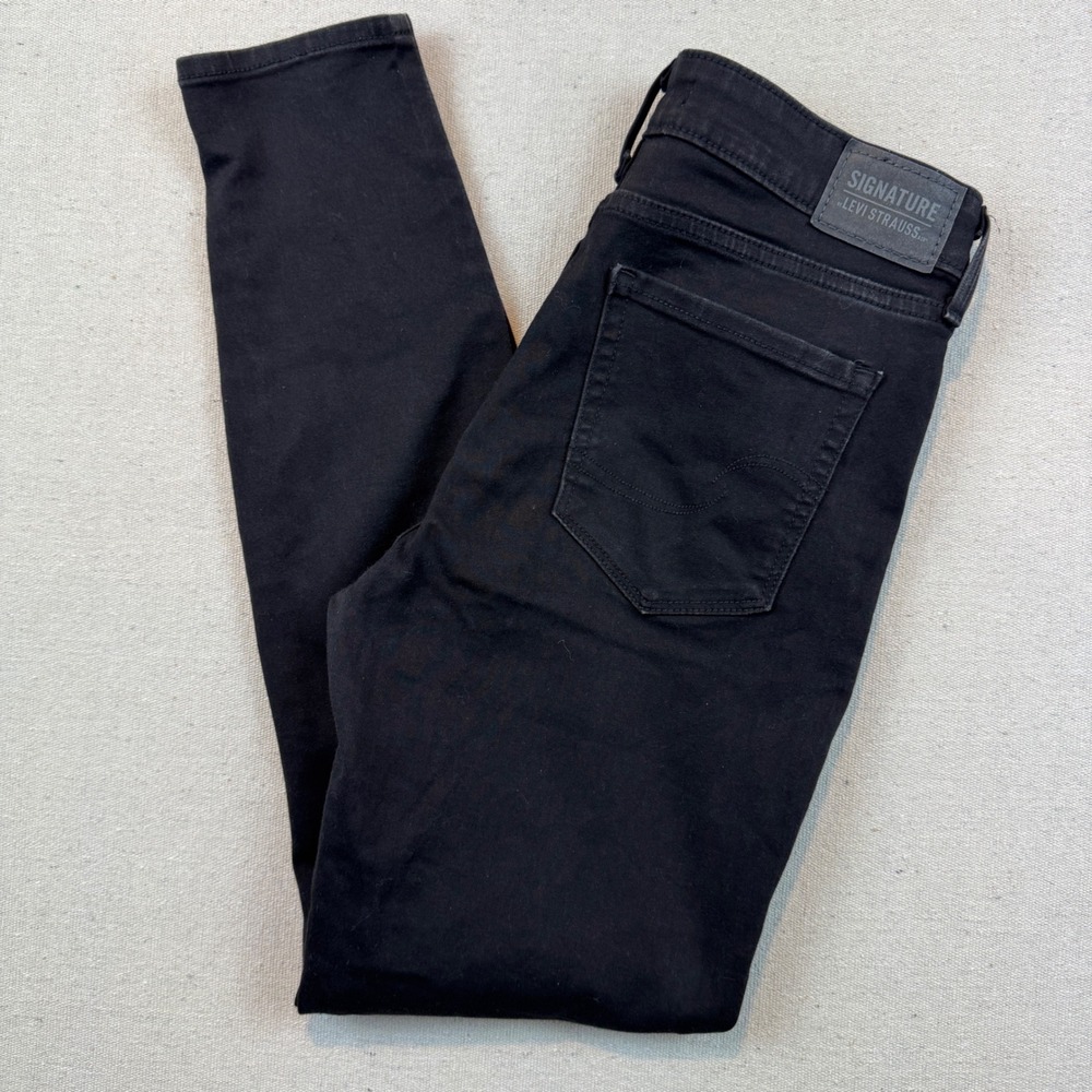 Signature by Levi Strauss 6 Skinny Jeans Women Black Mid-Rise Stretch 84540-0075